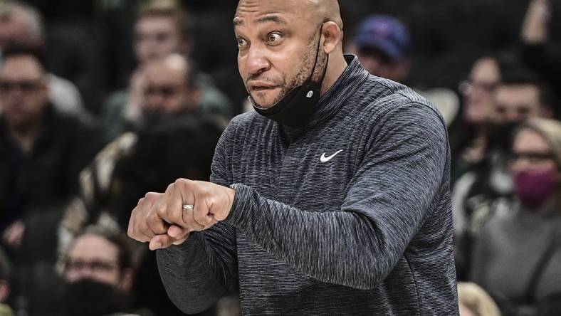 Jan 5, 2022; Milwaukee, Wisconsin, USA;  Milwaukee Bucks' acting head coach Darvin Ham gestures to his team in the fourth quarter during the game against the Toronto Raptors at Fiserv Forum. Mandatory Credit: Benny Sieu-USA TODAY Sports