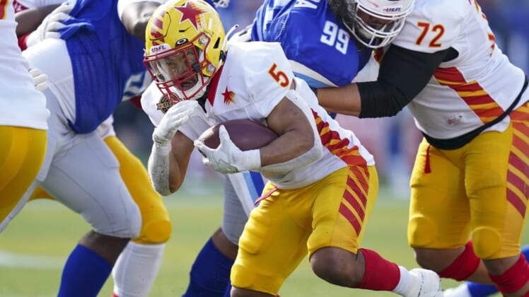 Apr 17, 2022; Birmingham, AL, USA; Philadelphia Stars running back Matt Colburn II (5) carries the ball against New Orleans Breakers during the first half at Protective Stadium. Mandatory Credit: Marvin Gentry-USA TODAY Sports