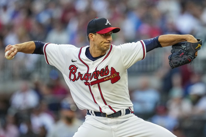 Apr 27, 2022; Cumberland, Georgia, USA; Atlanta Braves starting pitcher Charlie Morton (50) pitches against the Chicago Cubs during the second inning at Truist Park. Mandatory Credit: Dale Zanine-USA TODAY Sports