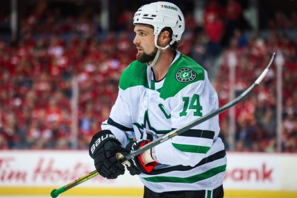 Dallas Stars' Jamie Benn fined for tripping Trevor Lewis in Game 4