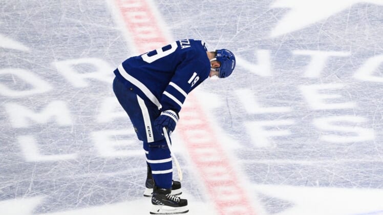 May 14, 2022; Toronto, Ontario, CAN;   Toronto Maple Leafs forward Jason Spezza reacts after a loss to the Tampa Bay Lightning in game seven of the first round of the 2022 Stanley Cup Playoffs at Scotiabank Arena. Mandatory Credit: Dan Hamilton-USA TODAY Sports