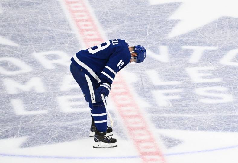 May 14, 2022; Toronto, Ontario, CAN;   Toronto Maple Leafs forward Jason Spezza reacts after a loss to the Tampa Bay Lightning in game seven of the first round of the 2022 Stanley Cup Playoffs at Scotiabank Arena. Mandatory Credit: Dan Hamilton-USA TODAY Sports