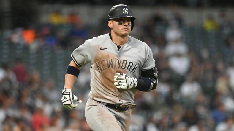 May 18, 2022; Baltimore, Maryland, USA; New York Yankees third baseman Josh Donaldson (28) runs out a third inning single against the Baltimore Orioles  at Oriole Park at Camden Yards. Mandatory Credit: Tommy Gilligan-USA TODAY Sports