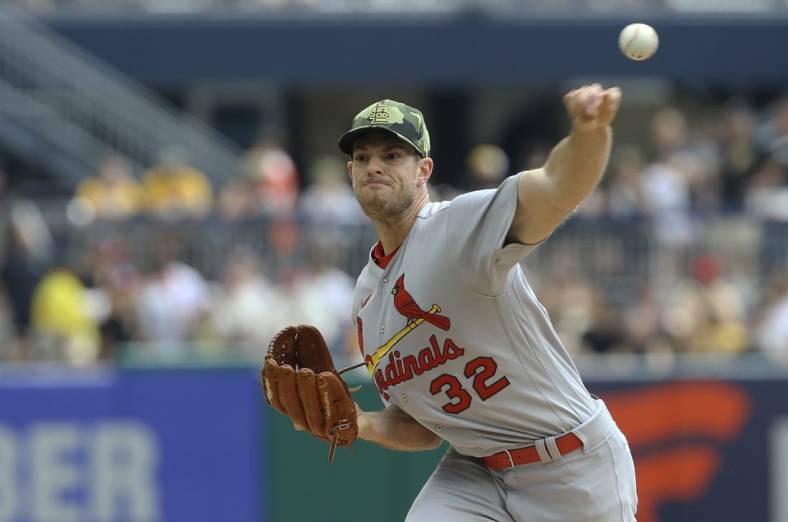 May 22, 2022; Pittsburgh, Pennsylvania, USA;  St. Louis Cardinals starting pitcher Steven Matz (32) delivers a pitch against the Pittsburgh Pirates during the first inning at PNC Park. Mandatory Credit: Charles LeClaire-USA TODAY Sports