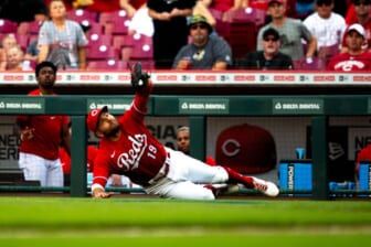 Cincinnati Reds first baseman Joey Votto (19) makes a catch in the eighth inning of the MLB game between the Cincinnati Reds and the San Francisco Giants at Great American Ball Park in Cincinnati, Saturday, May 28, 2022.San Francisco Giants At Cincinnati Reds