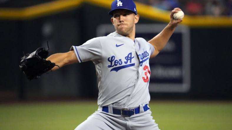 May 29, 2022; Phoenix, Arizona, USA; Los Angeles Dodgers starting pitcher Tyler Anderson (31) pitches against the Arizona Diamondbacks during the first inning at Chase Field. Mandatory Credit: Joe Camporeale-USA TODAY Sports