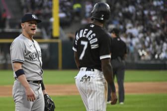 WATCH: Benches empty between Chicago White Sox vs New York Yankees after Josh Donaldson and Yasmani Grandal confrontation