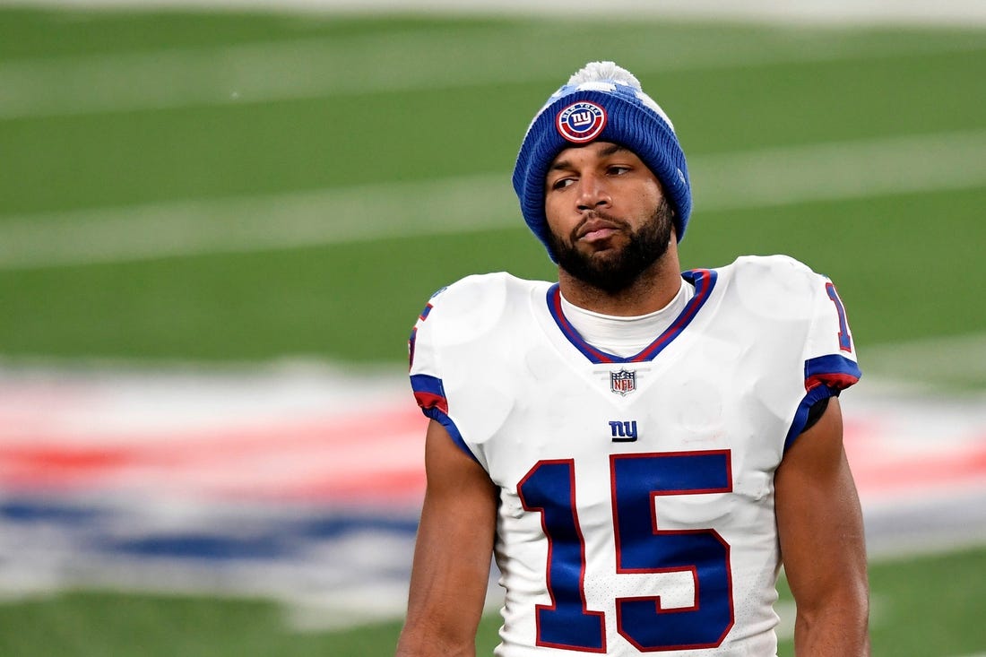 New York Giants wide receiver Golden Tate (15) walks off the field after a 25-23 loss to the Tampa Bay Buccaneers  at MetLife Stadium on Monday, Nov. 2, 2020, in East Rutherford.

Nyg Vs Tb