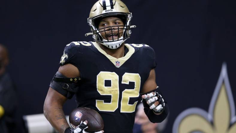 Jan 2, 2022; New Orleans, Louisiana, USA; New Orleans Saints defensive end Marcus Davenport (92) in the second quarter against the Carolina Panthers at the Caesars Superdome. Mandatory Credit: Chuck Cook-USA TODAY Sports