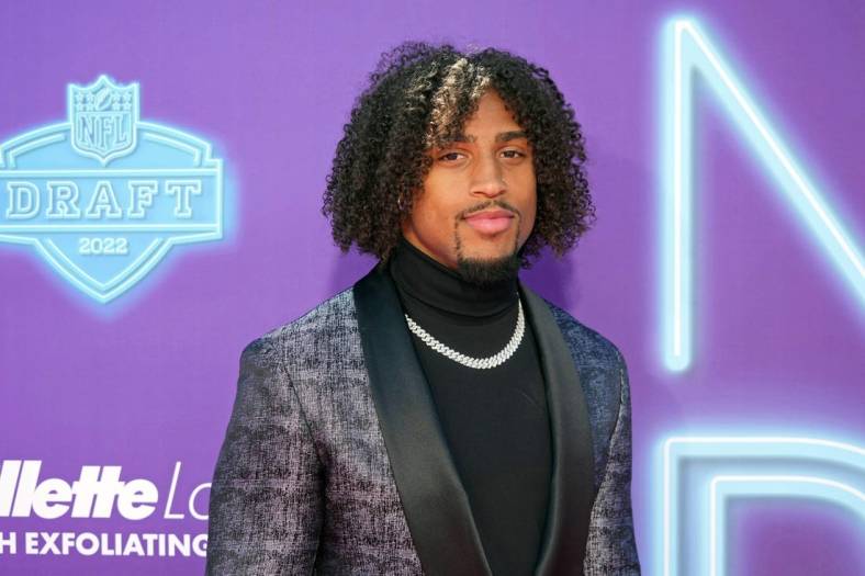 Apr 28, 2022; Las Vegas, NV, USA; Washington cornerback Kyler Gordon on the red carpet at the Fountains of Bellagio before the first round of the 2022 NFL Draft. Mandatory Credit: Kirby Lee-USA TODAY Sports