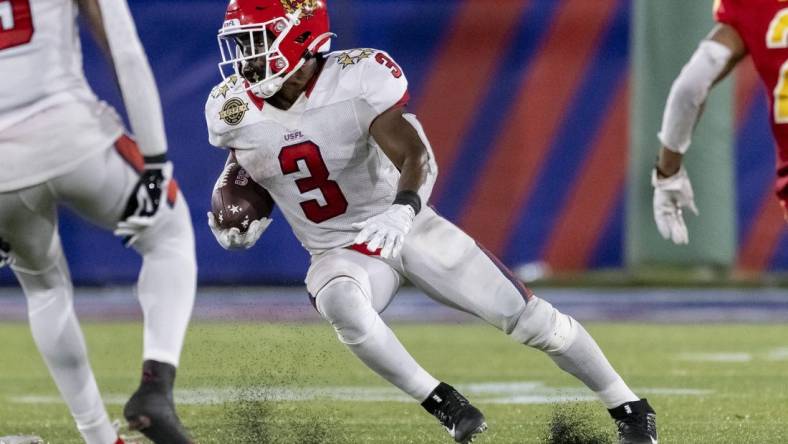 May 1, 2022; Birmingham, AL, USA; New Jersey Generals running back Trey Williams (3) runs against the Philadelphia Stars during the second half at Protective Park. Mandatory Credit: Vasha Hunt-USA TODAY Sports