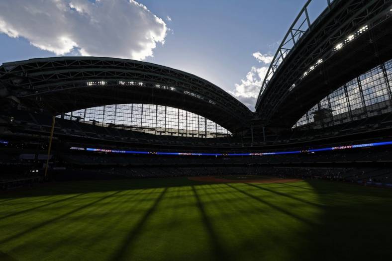 May 16, 2022; Milwaukee, Wisconsin, USA;  General view of American Family Field prior to the game between the Atlanta Braves and Milwaukee Brewers. Mandatory Credit: Jeff Hanisch-USA TODAY Sports