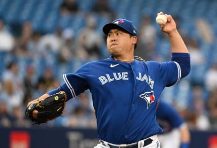 Jun 1, 2022; Toronto, Ontario, CAN; Toronto Blue Jays starting pitcher Hyun Jin Ryu (990 delivers a pitch against the Chicago White Sox in the second inning at Rogers Centre. Mandatory Credit: Dan Hamilton-USA TODAY Sports