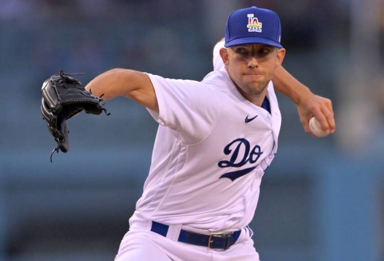 Jun 3, 2022; Los Angeles, California, USA; Los Angeles Dodgers starting pitcher Tyler Anderson (31) pitches in the second inning of the game against the New York Mets at Dodger Stadium. Mandatory Credit: Jayne Kamin-Oncea-USA TODAY Sports