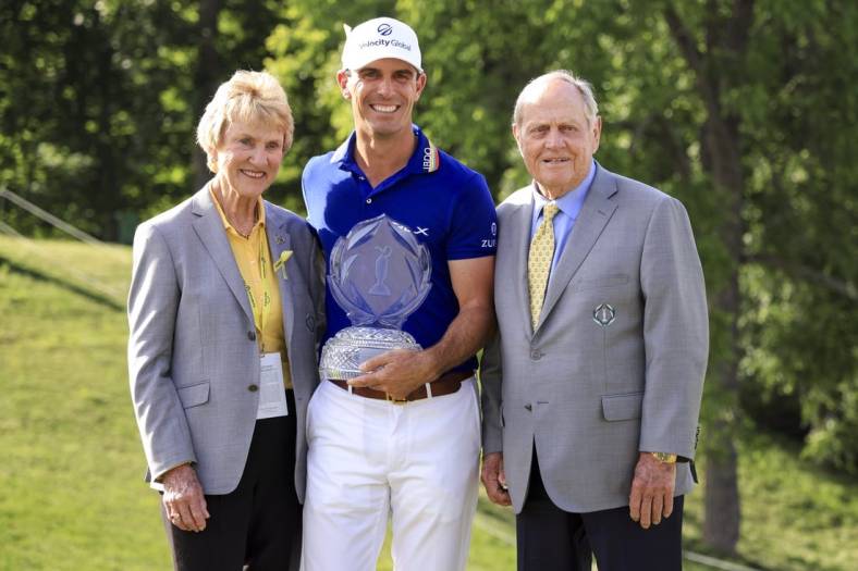 Jun 5, 2022; Dublin, Ohio, USA; Billy Horschel, middle, poses for a photo with Jack Nicklaus, right, and Barbara Nicklaus after winning the Memorial Tournament. Mandatory Credit: Aaron Doster-USA TODAY Sports