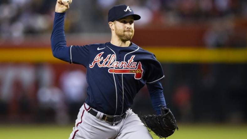 May 31, 2022; Phoenix, Arizona, USA; Atlanta Braves pitcher Collin McHugh against the Arizona Diamondbacks at Chase Field. Mandatory Credit: Mark J. Rebilas-USA TODAY Sports