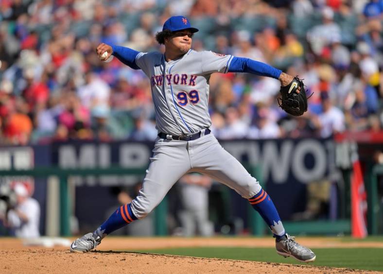 Jun 12, 2022; Anaheim, California, USA;  New York Mets starting pitcher Taijuan Walker (99) pitches in the second inning of the game against the Los Angeles Angels at Angel Stadium. Mandatory Credit: Jayne Kamin-Oncea-USA TODAY Sports