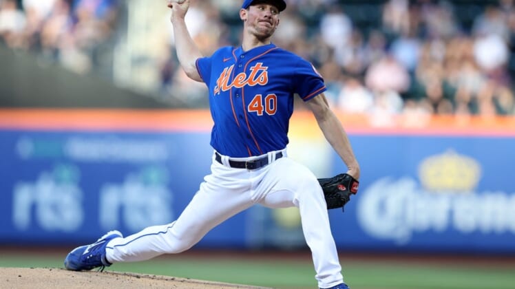 Jun 14, 2022; New York City, New York, USA; New York Mets starting pitcher Chris Bassitt (40) pitches against the Milwaukee Brewers during the first inning at Citi Field. Mandatory Credit: Brad Penner-USA TODAY Sports