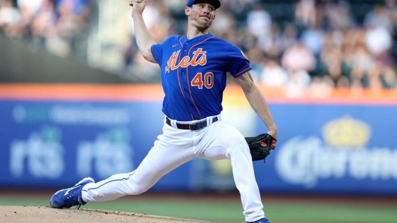 Jun 14, 2022; New York City, New York, USA; New York Mets starting pitcher Chris Bassitt (40) pitches against the Milwaukee Brewers during the first inning at Citi Field. Mandatory Credit: Brad Penner-USA TODAY Sports