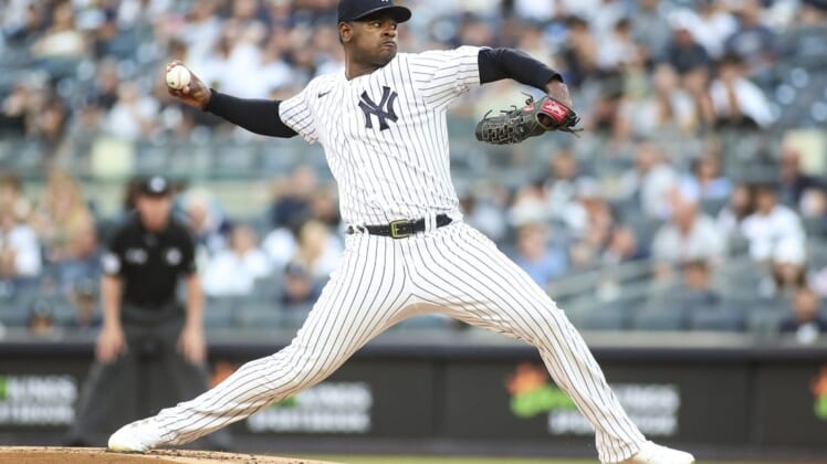 Jun 24, 2022; Bronx, New York, USA; New York Yankees starting pitcher Luis Severino (40) pitches in the first inning against the Houston Astros at Yankee Stadium. Mandatory Credit: Wendell Cruz-USA TODAY Sports