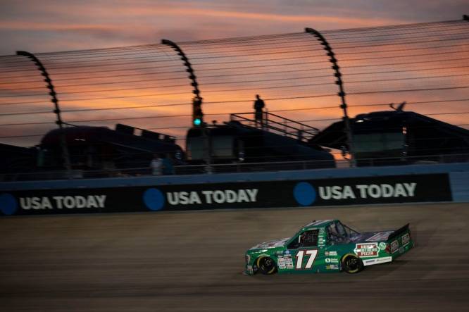 NASCAR Camping World Truck Series driver Ryan Preece (17) makes his way out of turn number four as he holds the leads during the Rackley Roofing 200 NASCAR Truck Series Race at Nashville Superspeedway Friday, June 24, 2022, in Lebanon, Tenn.

Nas Rackley Truck Race 019