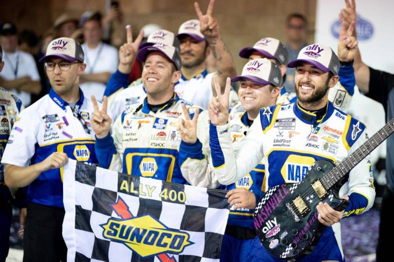 NASCAR Cup Series driver Chase Elliott (9) celebrates winning the Ally 400 at the Nashville Superspeedway in Lebanon, Tenn., Sunday, June 26, 2022.

Nascar 062622 An 046