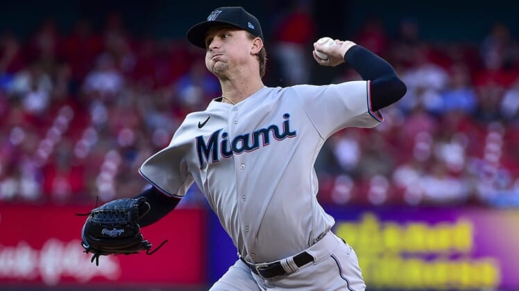 Jun 28, 2022; St. Louis, Missouri, USA;  Miami Marlins starting pitcher Braxton Garrett (60) pitches against the St. Louis Cardinals during the first inning at Busch Stadium. Mandatory Credit: Jeff Curry-USA TODAY Sports