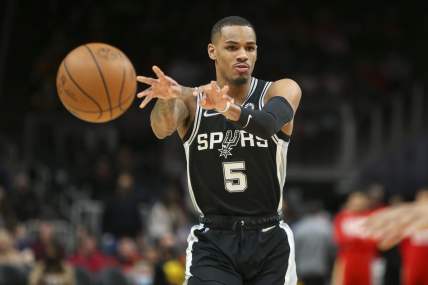 Atlanta Hawks nearing deal for Dejounte Murray, without including John Collins