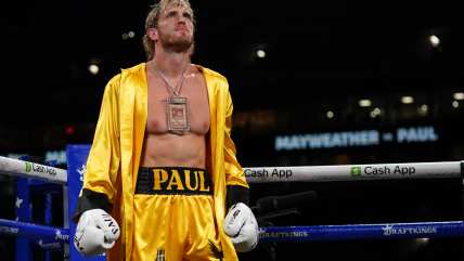 WWE signs YouTuber turned boxer Logan Paul to a multi-year contract