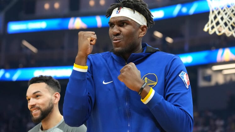 Golden State Warriors center Kevon Looney could be free agent target of  Hornets and Kings