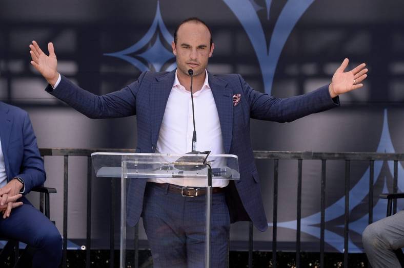 Oct 3, 2021; Carson, California, USA; Former Los Angeles Galaxy forward Landon Donovan speaks before the unveiling of a statue in his honor before the game against the Los Angeles FC at StubHub Center. Mandatory Credit: Orlando Ramirez-USA TODAY Sports