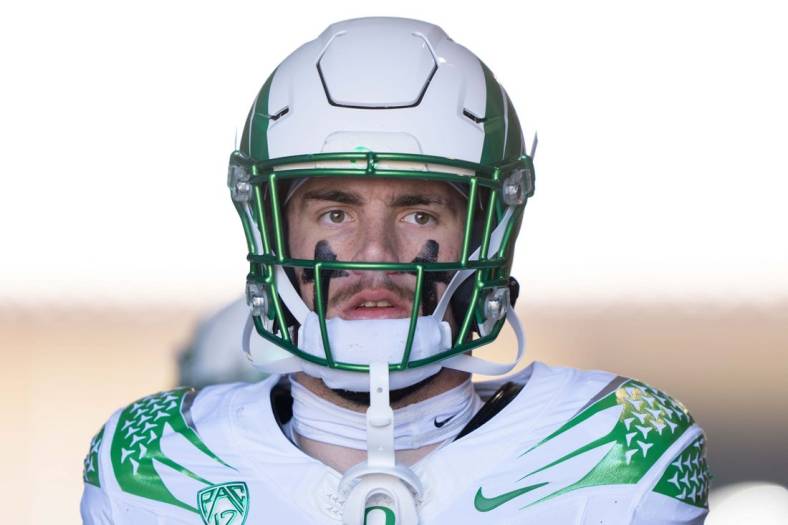 Oct 2, 2021; Stanford, California, USA;  Oregon Ducks tight end Spencer Webb (18) before the game against the Stanford Cardinal at Stanford Stadium. Mandatory Credit: Stan Szeto-USA TODAY Sports