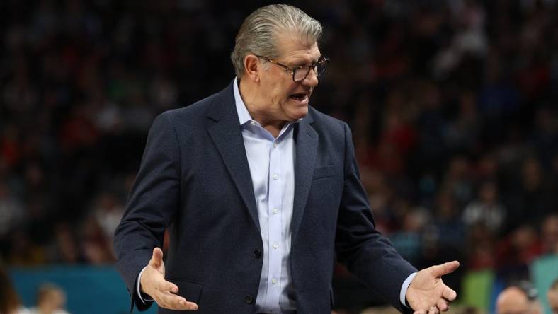 Apr 1, 2022; Minneapolis, MN, USA; UConn Huskies head coach Geno Auriemma  reacts on the sidelines against the Stanford Cardinal during the first half in the Final Four semifinals of the women's college basketball NCAA Tournament at Target Center. Mandatory Credit: Matt Krohn-USA TODAY Sports