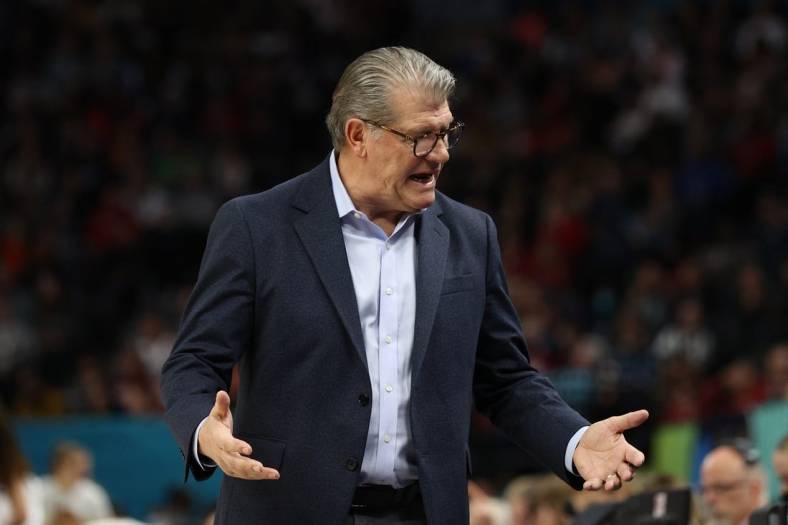 Apr 1, 2022; Minneapolis, MN, USA; UConn Huskies head coach Geno Auriemma  reacts on the sidelines against the Stanford Cardinal during the first half in the Final Four semifinals of the women's college basketball NCAA Tournament at Target Center. Mandatory Credit: Matt Krohn-USA TODAY Sports