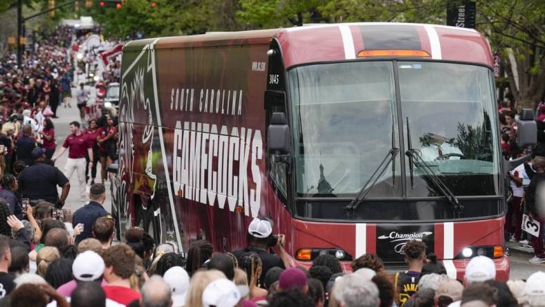 Apr 13, 2022; Columbia, SC, USA; The South Carolina Gamecocks women s basketball bus during the championship parade. Mandatory Credit: Jim Dedmon-USA TODAY Sports