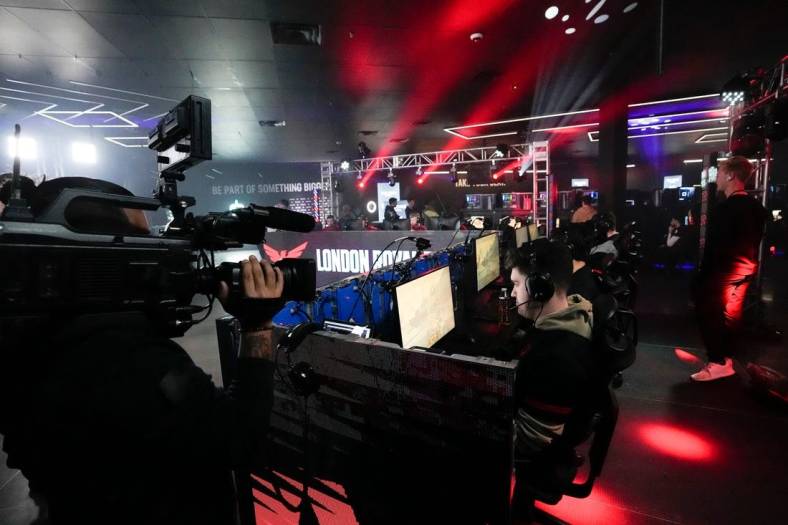 Livestreamed on the main stage, the LA Thieves play the London Royal Ravens during the Call of Duty League Pro-Am Classic esports tournament at Belong Gaming Arena in Columbus on May 6, 2022.

Call Of Duty Esports Tournament