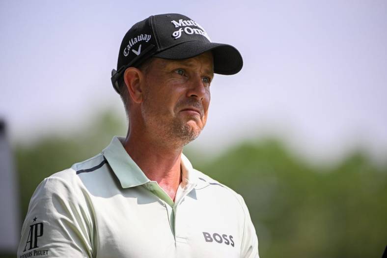 May 20, 2022; Tulsa, OK, USA;  Henrik Stenson looks on from the ninth tee during the second round of the PGA Championship golf tournament at Southern Hills Country Club. Mandatory Credit: Orlando Ramirez-USA TODAY Sports