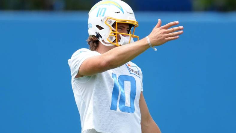 Jun 14, 2022; Costa Mesa, California, USA; Los Angeles Chargers quarterback Justin Herbert (10) during minicamp at the Hoag Performance Center. Mandatory Credit: Kirby Lee-USA TODAY Sports