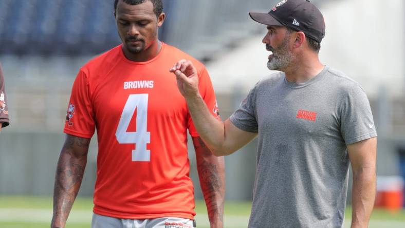 Cleveland Browns quarterback Deshaun Watson talks with head coach Kevin Stefansky after minicamp on Wednesday, June 15, 2022 in Canton, Ohio, at Tom Benson Hall of Fame Stadium.

Browns Hof 4