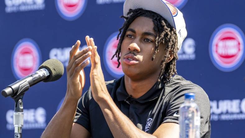 Jun 24, 2022; Detroit, Michigan, USA; Jaden Ivey claps his hands during the Detroit Pistons 2022 NBA Draft Introductory Press Conference. Mandatory Credit: Raj Mehta-USA TODAY Sports