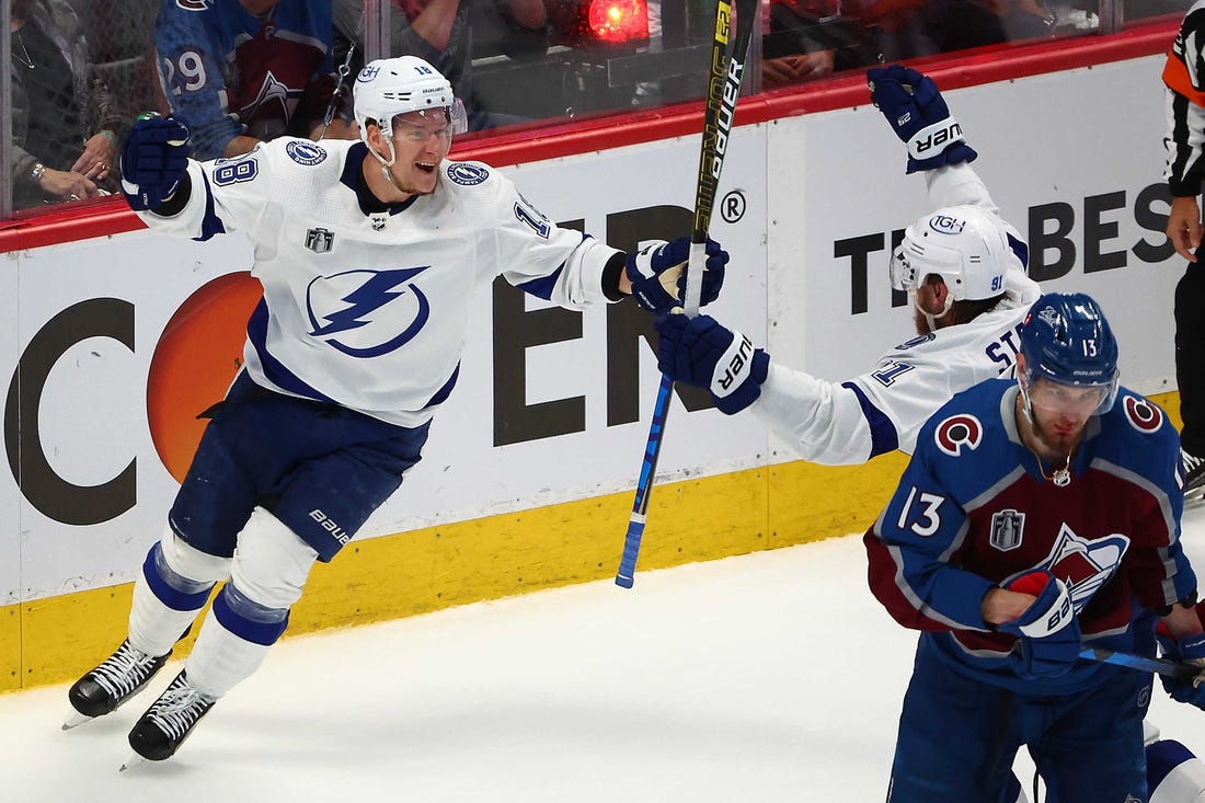 Reports: New Jersey Devils sign forward Ondrej Palat to five-year