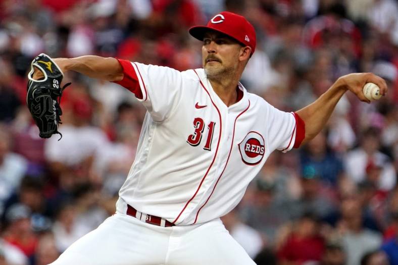 Cincinnati Reds starting pitcher Mike Minor (31) delivers during the fifth inning of a baseball game against the Atlanta Braves, Friday, July 1, 2022, at Great American Ball Park in Cincinnati. The Atlanta Braves won, 9-1.

Atlanta Braves At Cincinnati Reds July 1 0033