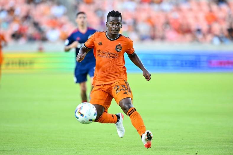 Jun 25, 2022; Houston, Texas, USA; Houston Dynamo FC forward Carlos Darwin Quintero (23) looks to control the ball during the first half against the Chicago Fire at PNC Stadium. Mandatory Credit: Maria Lysaker-Houston Dynamo FC-USA TODAY Sports