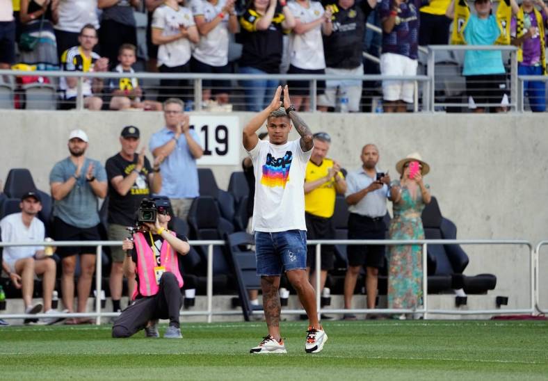 Jul 3, 2022; Columbus, Ohio, USA; New Columbus Crew signing forward Cucho Hernandez waves to the fans before the game MLS game between the Columbus Crew and the Philadelphia Union at Lower.com Field in Columbus, Ohio on July 3, 2022.

Mls Philadelphia Union At Columbus Crew