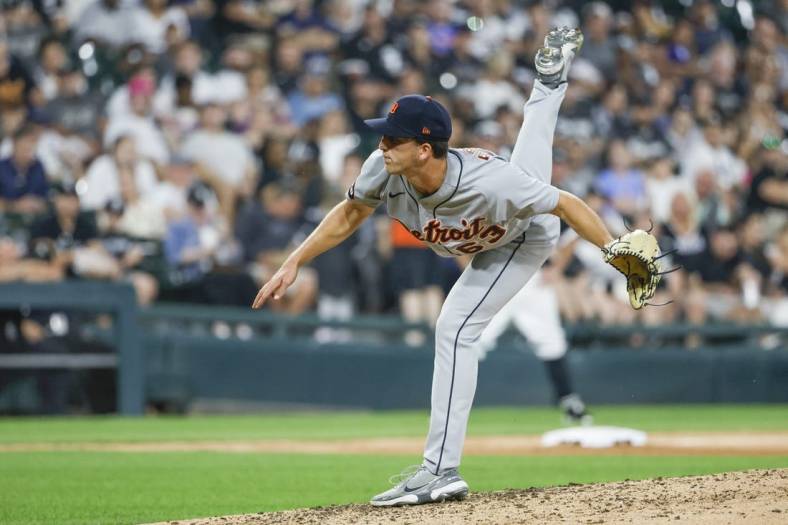 Jul 7, 2022; Chicago, Illinois, USA; Detroit Tigers starting pitcher Beau Brieske (63) delivers against the Chicago White Sox during the fifth inning at Guaranteed Rate Field. Mandatory Credit: Kamil Krzaczynski-USA TODAY Sports