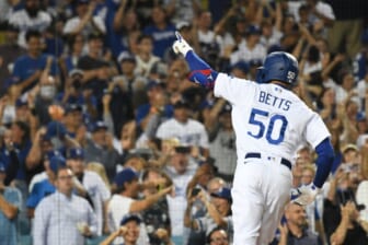 Mookie Betts’ blast propels Dodgers over Giants