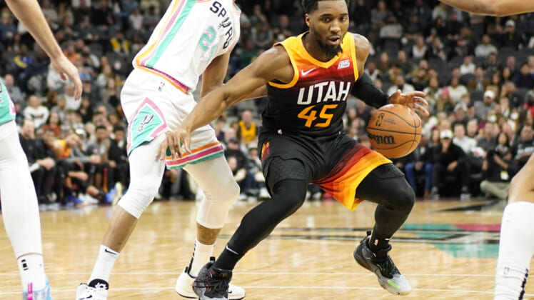 NBA: Utah Jazz at San Antonio Spurs