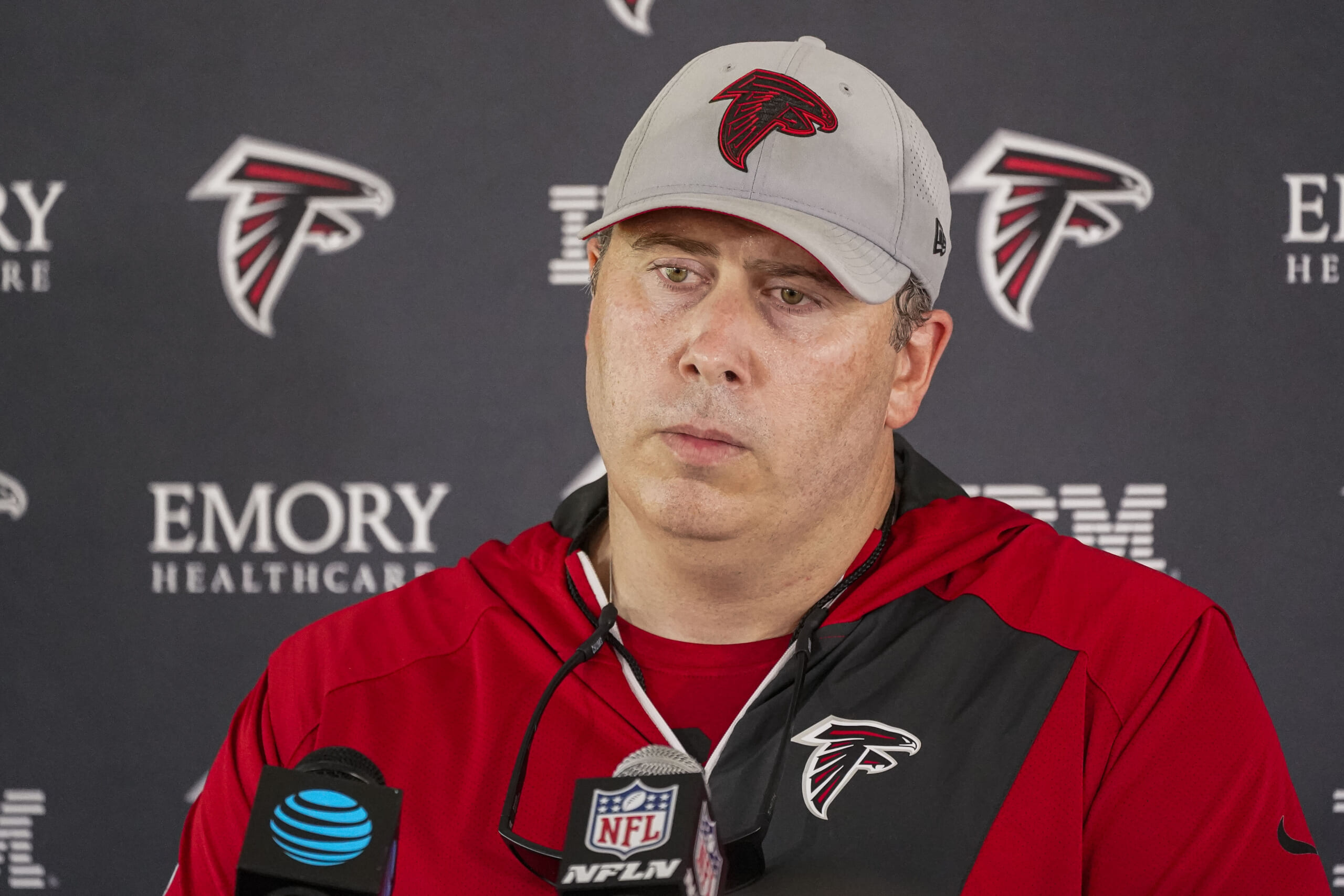 Atlanta Falcons head coach 'doesn't give a crap about predictions'