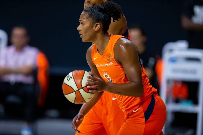 Sep 29, 2020; Bradenton, Florida, USA; Connecticut Sun forward Alyssa Thomas (25) dribbles during game 5 of the WNBA semifinals between the Connecticut Suns and the Las Vegas Aces at IMG Academy. Mandatory Credit: Mary Holt-USA TODAY Sports