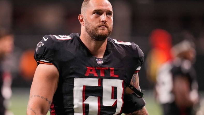 Aug 29, 2021; Atlanta, Georgia, USA; Atlanta Falcons offensive tackle Jason Spriggs (69) on the field at Mercedes-Benz Stadium. Mandatory Credit: Dale Zanine-USA TODAY Sports